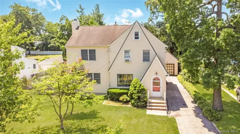 530 Elm Street