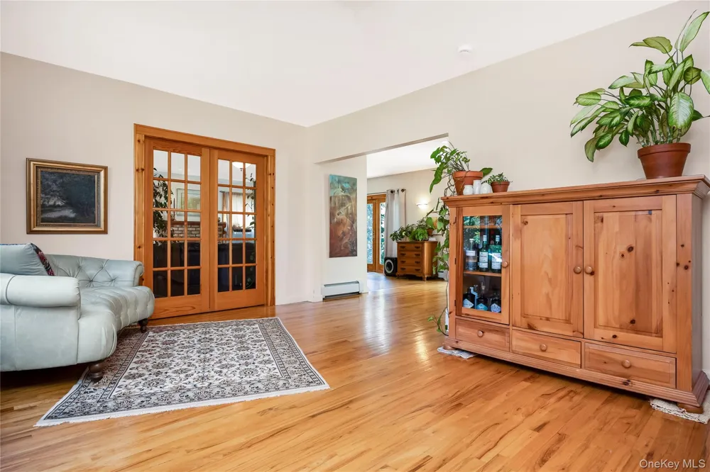530 Elm Street West Hempstead, NY 11552