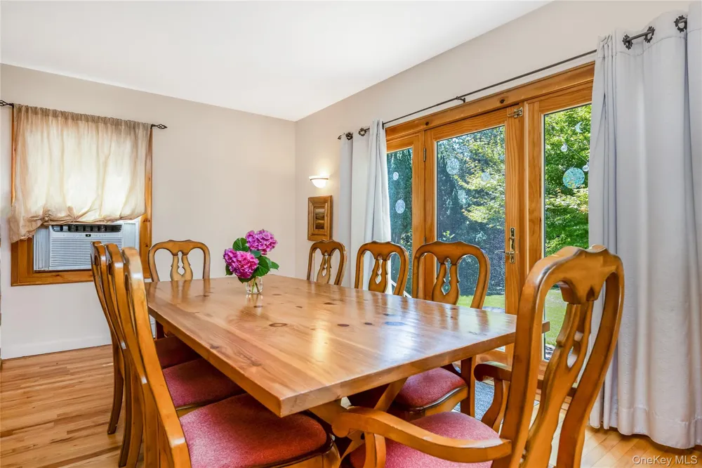 530 Elm Street West Hempstead, NY 11552