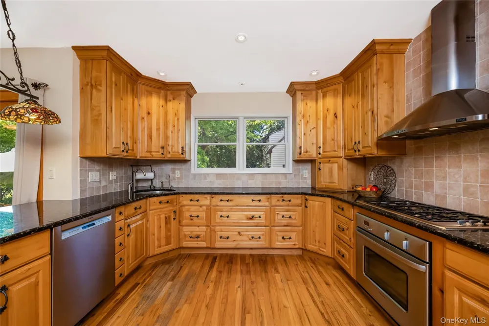 530 Elm Street West Hempstead, NY 11552