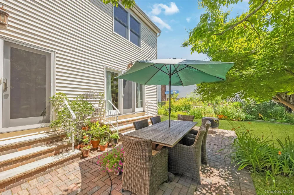 530 Elm Street West Hempstead, NY 11552