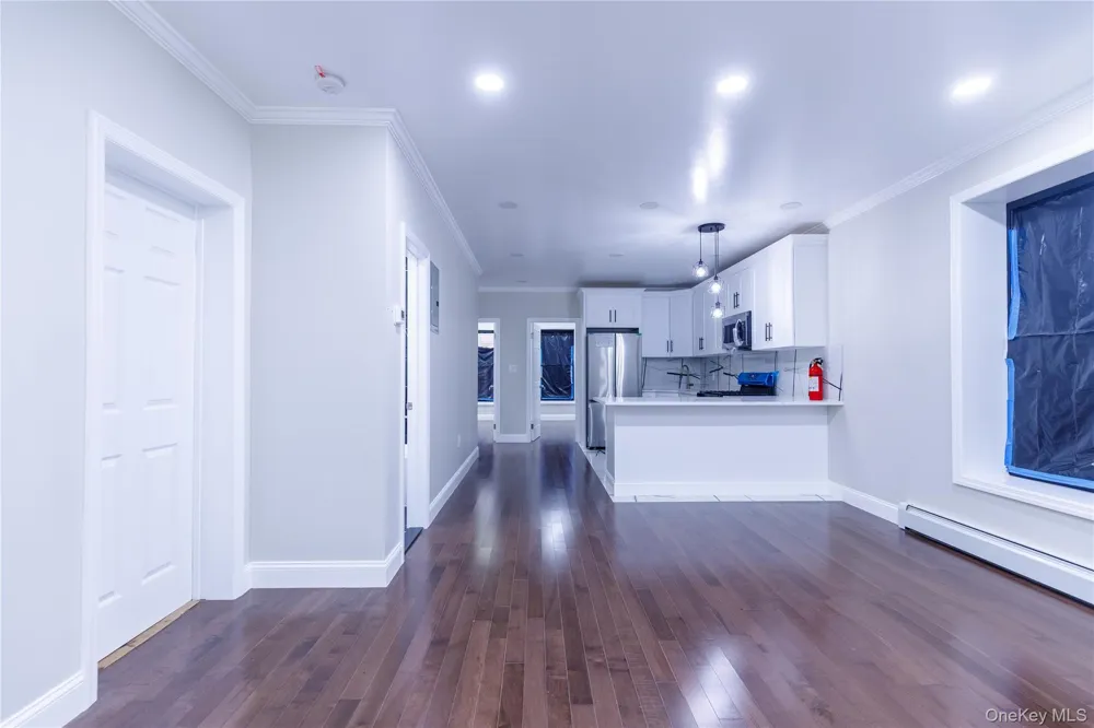 189 legion st St Brooklyn, NY 11212