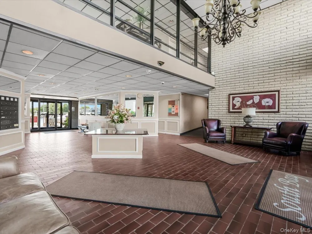 31 Casino Street #3J Freeport, NY 11520