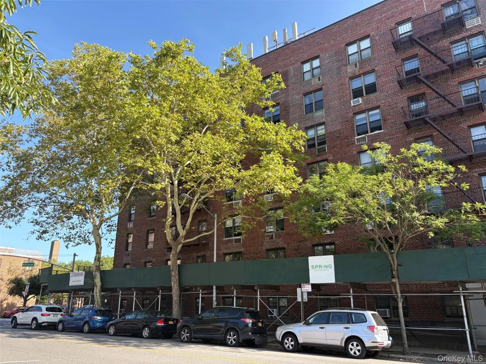 152-72 Melbourne Avenue #1D Flushing, NY 11367