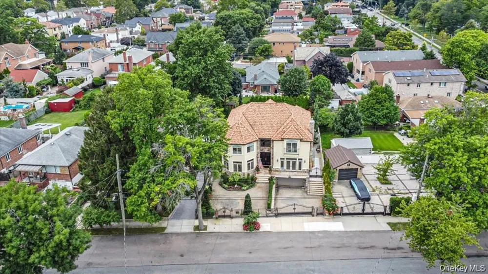 318 147th Place Whitestone, NY 11357