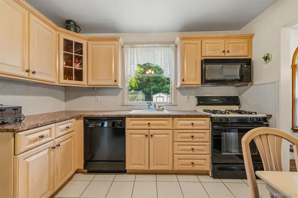 92 Edgewood Drive Orangeburg, NY 10962