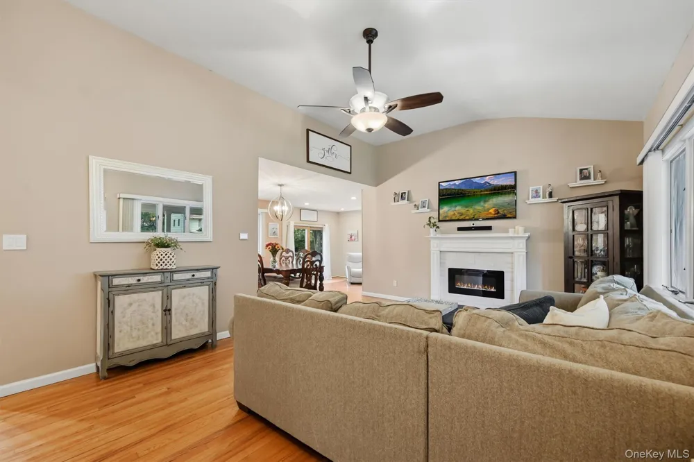 3 Richard Drive West Nyack, NY 10994