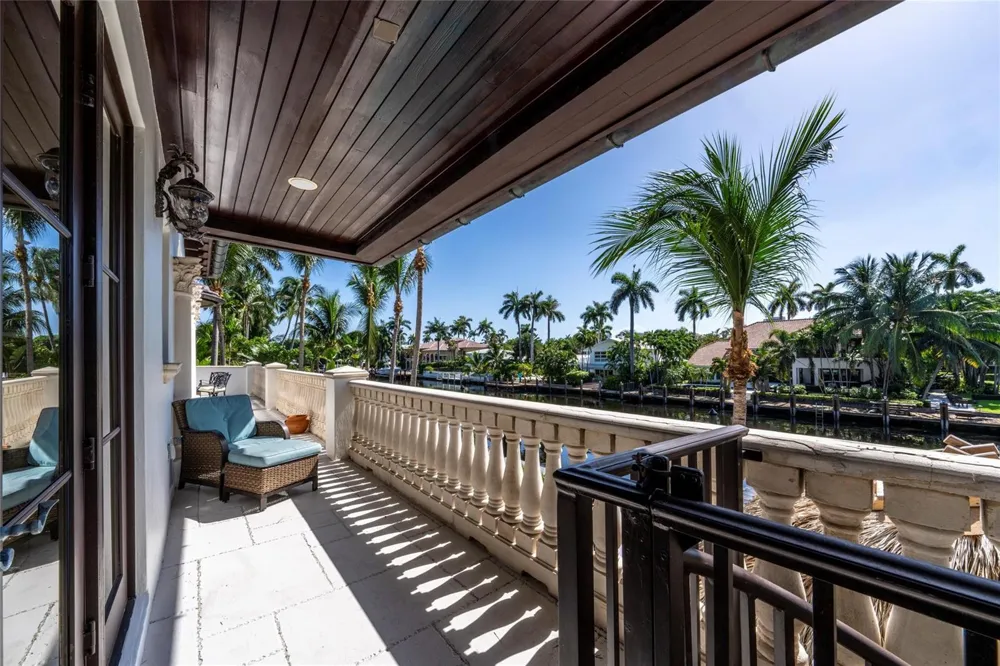 42 Nurmi Drive Fort Lauderdale, FL 33301