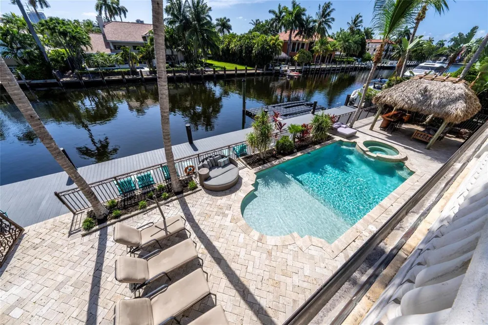 42 Nurmi Drive Fort Lauderdale, FL 33301