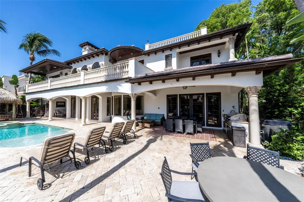 42 Nurmi Drive Fort Lauderdale, FL 33301