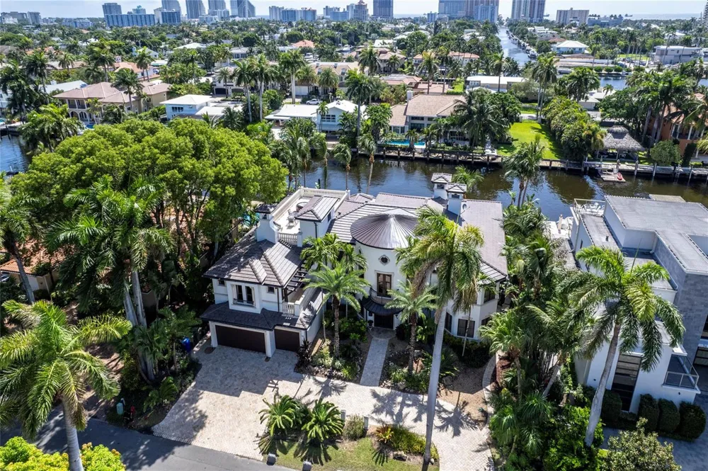 42 Nurmi Drive Fort Lauderdale, FL 33301