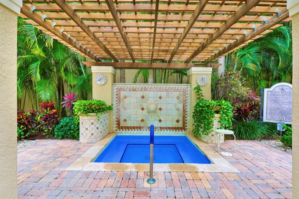 630 S Sapodilla Avenue S #411 West Palm Beach, FL 33401