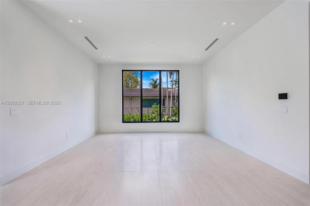 970 NE 92nd St Miami Shores, FL 33138