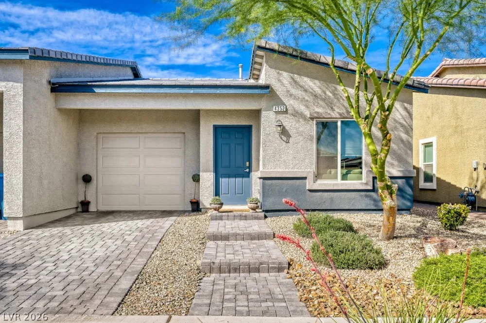 4352 Meadow Glade Avenue North Las Vegas, NV 89084