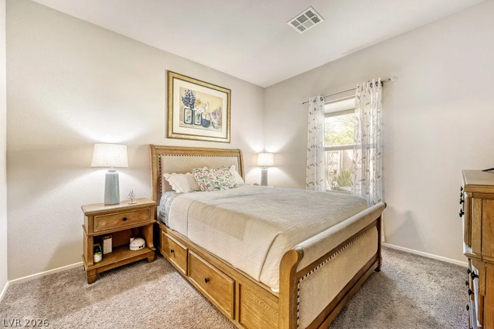 4352 Meadow Glade Avenue North Las Vegas, NV 89084