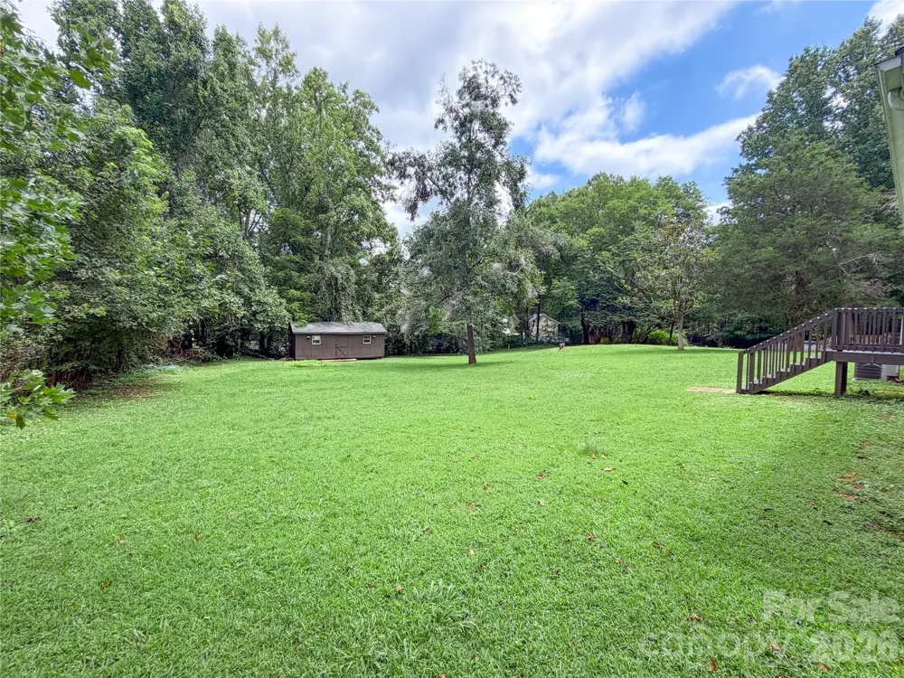 3556 Oakwood Avenue Claremont, NC 28610