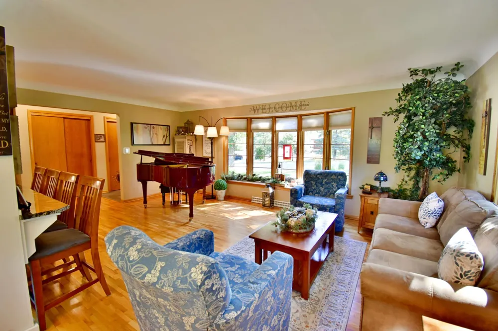 800 Bryant Street Alexandria, MN 56308