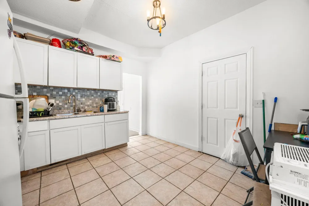 492 Concord Street Saint Paul, MN 55107