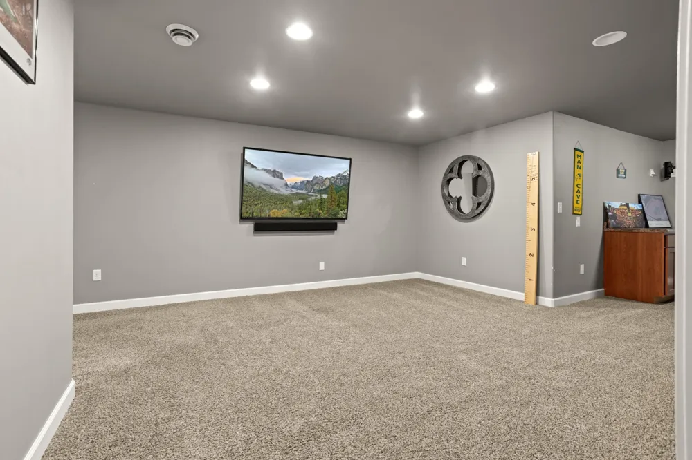 4379 47th Avenue S Fargo, ND 58104