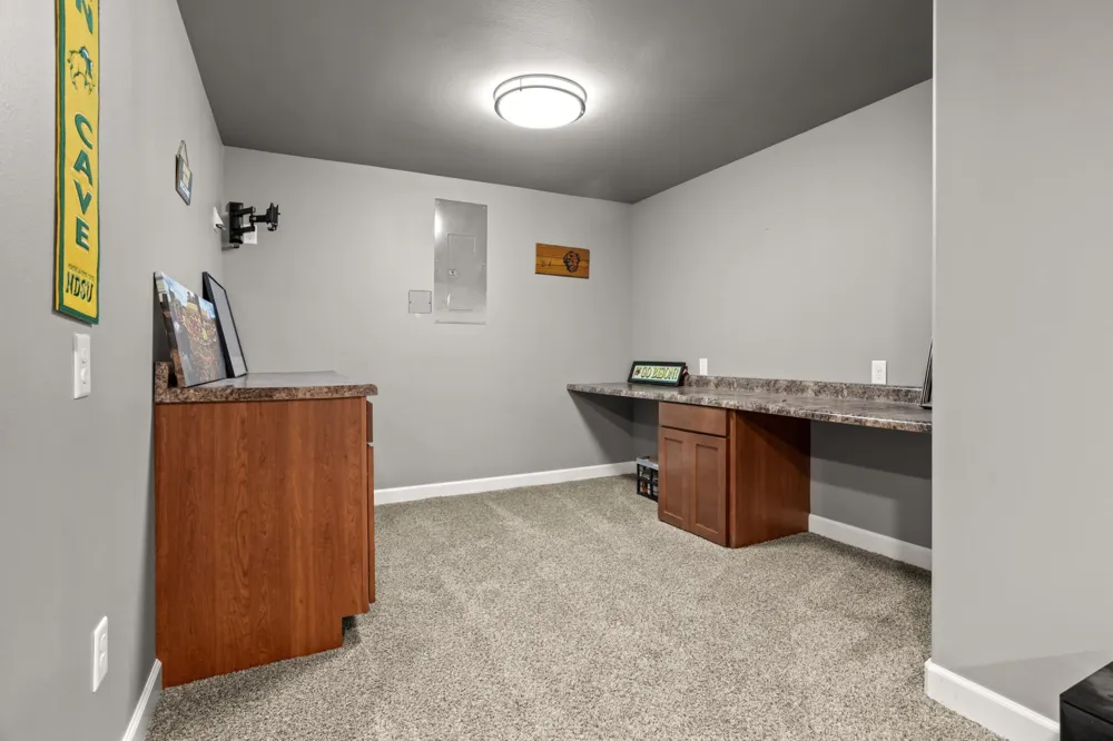 4379 47th Avenue S Fargo, ND 58104