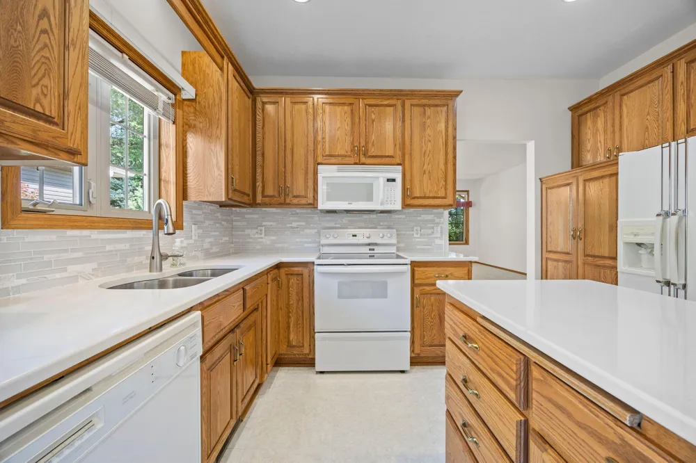 2309 Stephani Court Little Canada, MN 55117