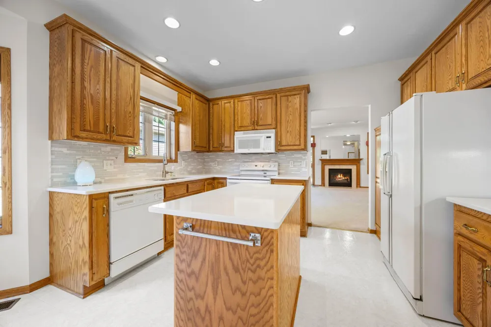 2309 Stephani Court Little Canada, MN 55117