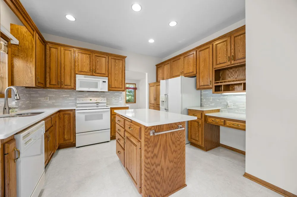 2309 Stephani Court Little Canada, MN 55117