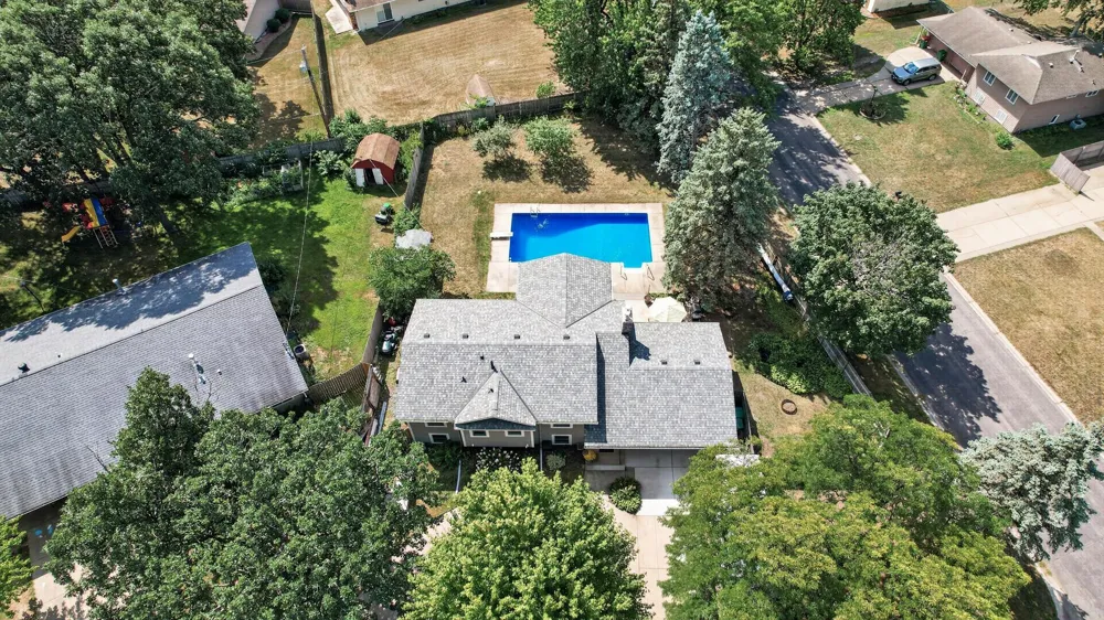 10657 Verdin Street NW Coon Rapids, MN 55433