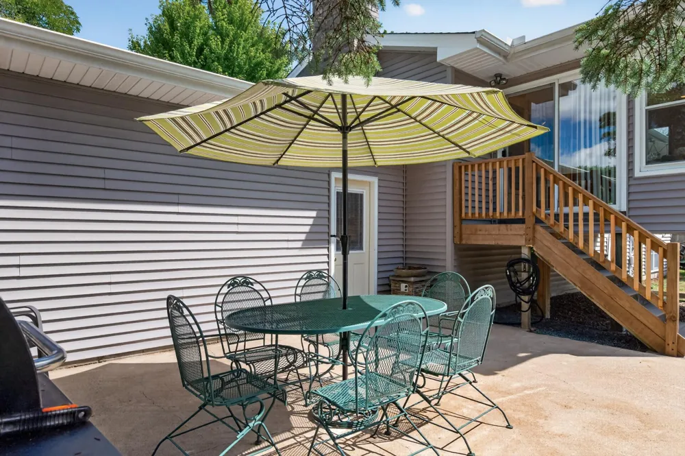 10657 Verdin Street NW Coon Rapids, MN 55433