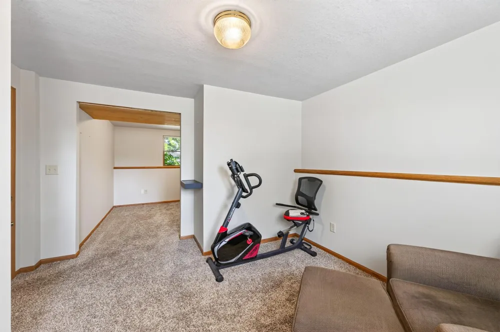 10657 Verdin Street NW Coon Rapids, MN 55433