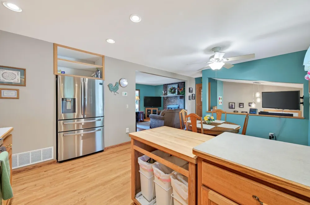 10657 Verdin Street NW Coon Rapids, MN 55433