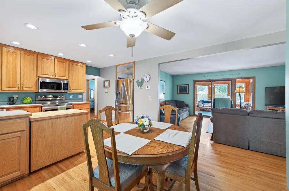 10657 Verdin Street NW Coon Rapids, MN 55433