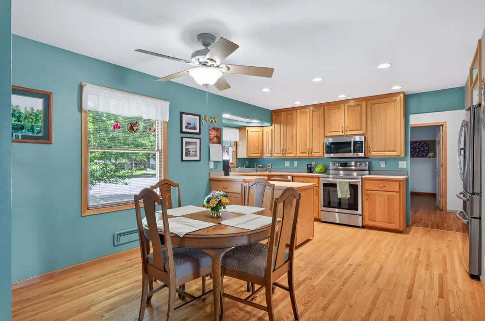 10657 Verdin Street NW Coon Rapids, MN 55433