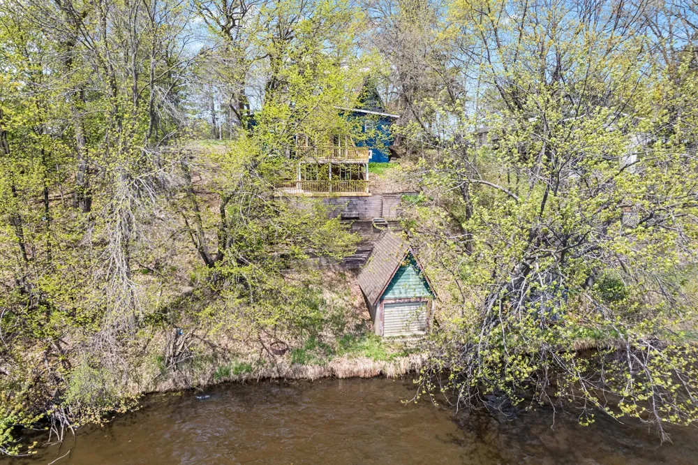 19055 Island View Drive Mora, MN 55051