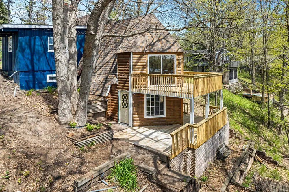 19055 Island View Drive Mora, MN 55051