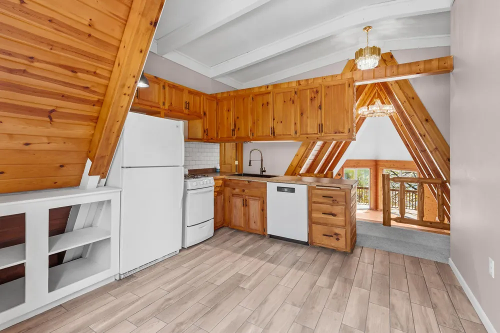 19055 Island View Drive Mora, MN 55051