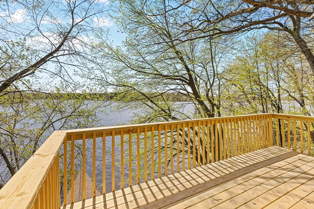 19055 Island View Drive Mora, MN 55051
