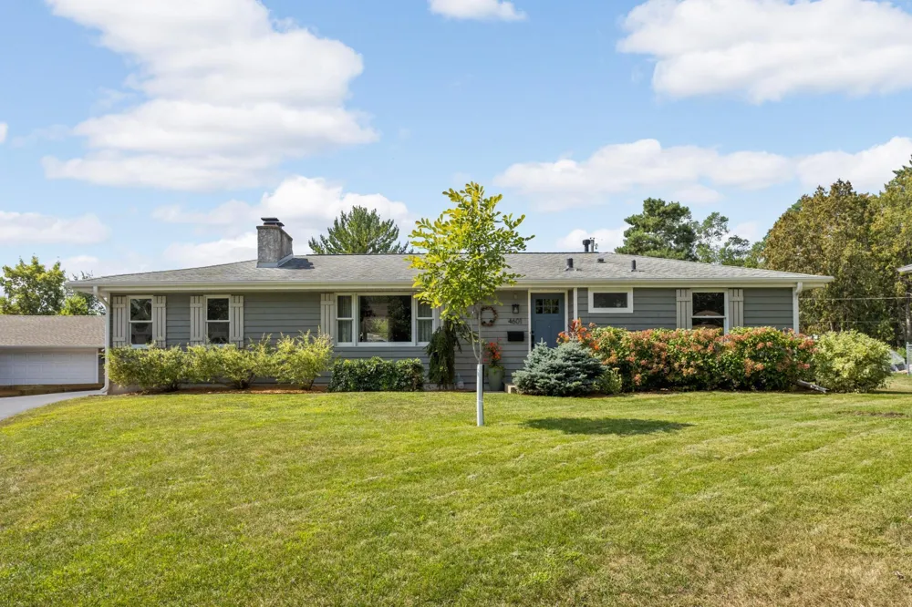 4601 W 111th Street Bloomington, MN 55437