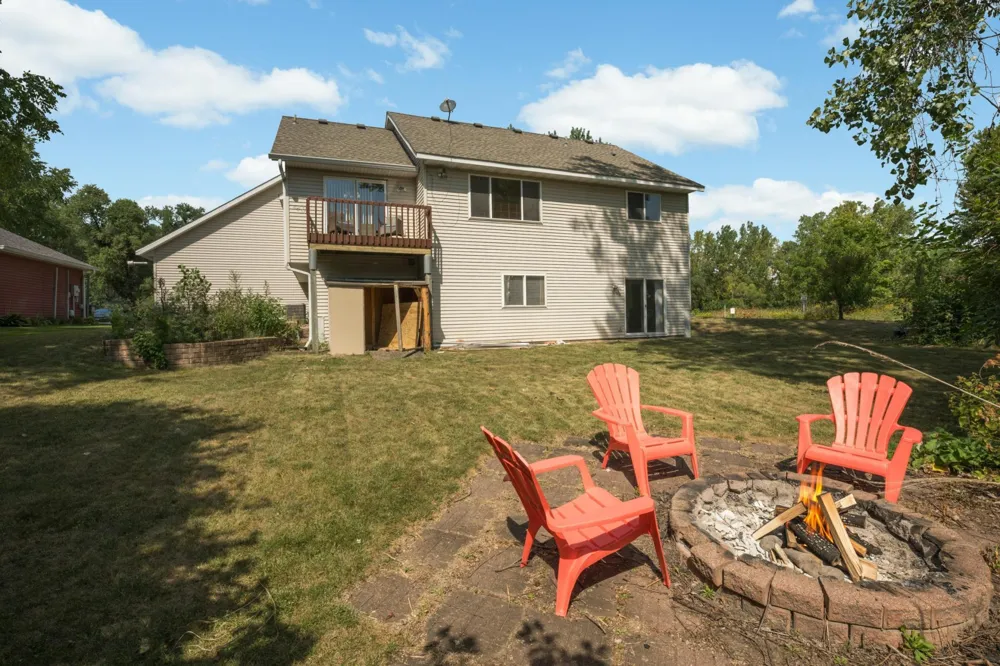 2180 63rd Street E Inver Grove Heights, MN 55077