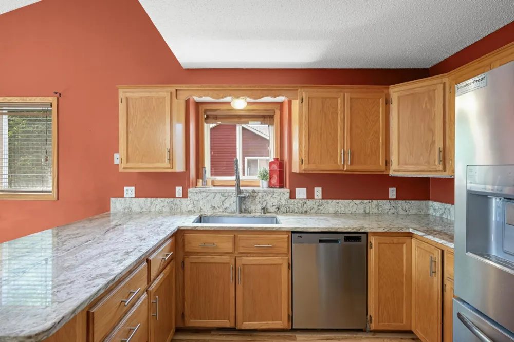 2180 63rd Street E Inver Grove Heights, MN 55077