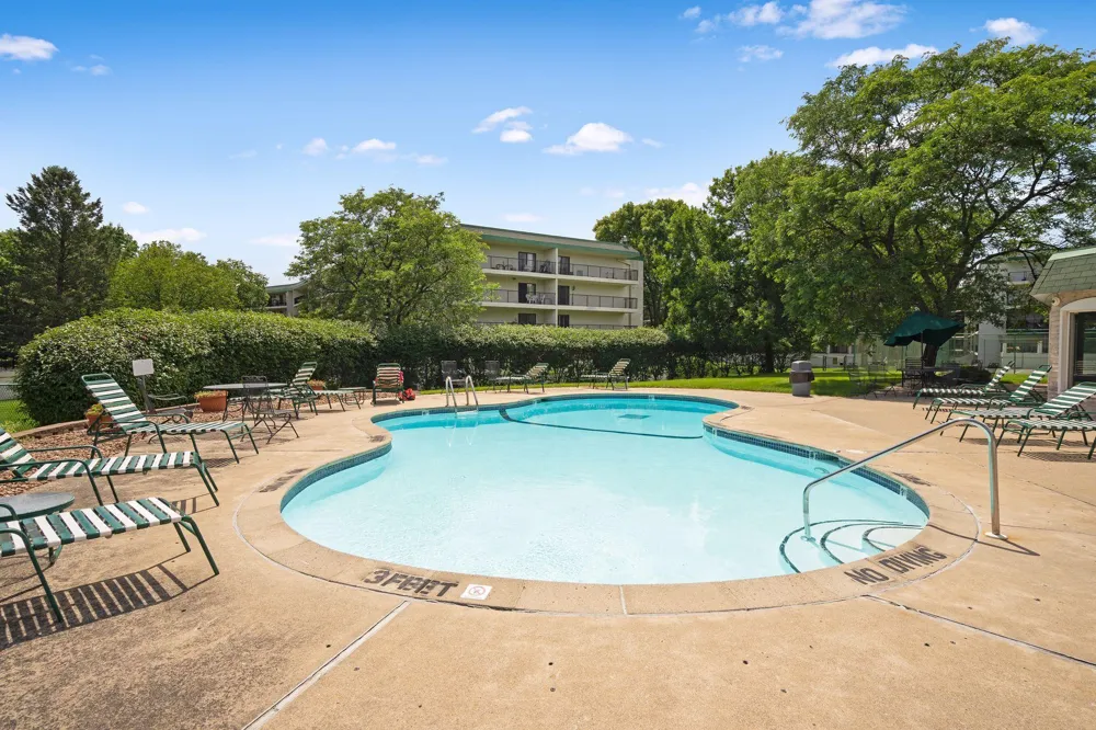 10411 Cedar Lake Road #217 Minnetonka, MN 55305