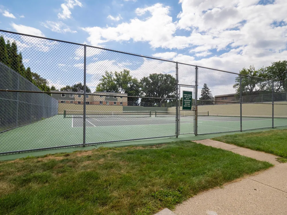 7339 W Franklin Avenue Saint Louis Park, MN 55426