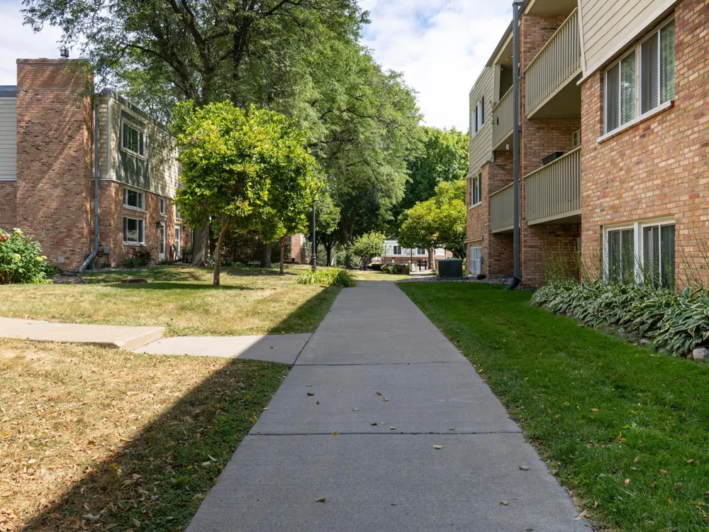 7339 W Franklin Avenue Saint Louis Park, MN 55426