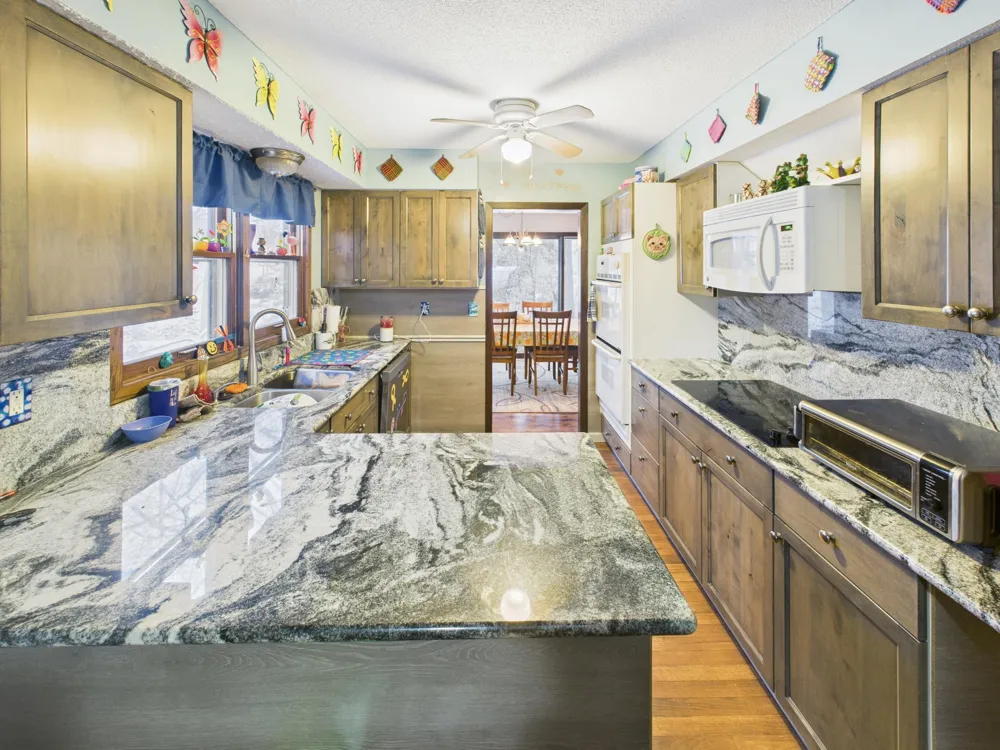543 5th Avenue NE Melrose, MN 56352