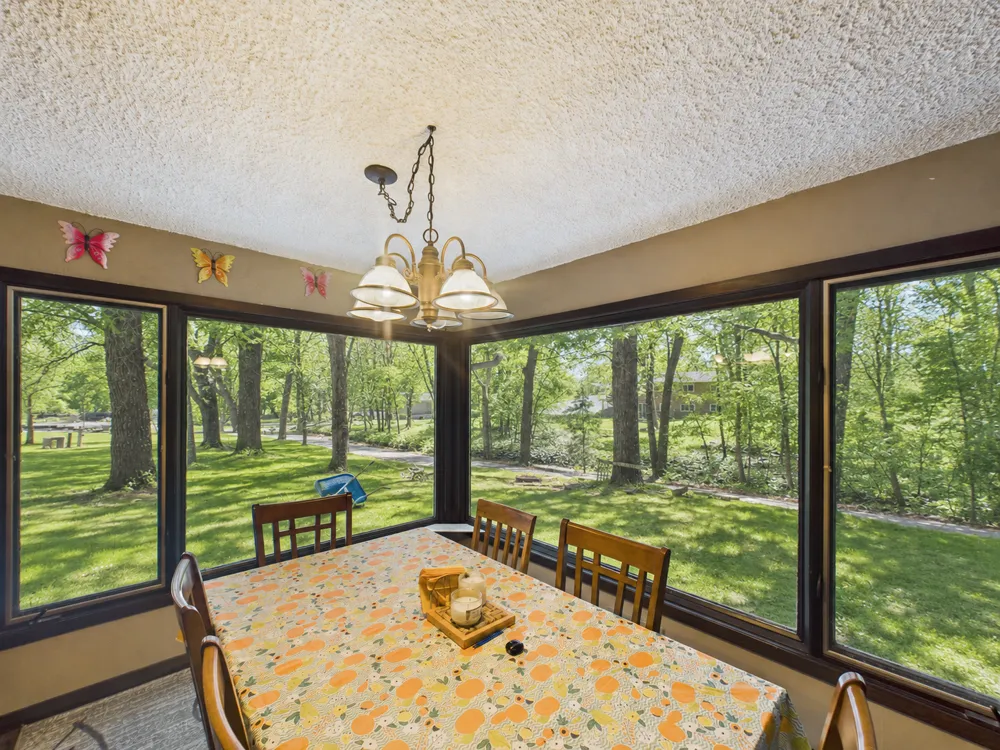 543 5th Avenue NE Melrose, MN 56352