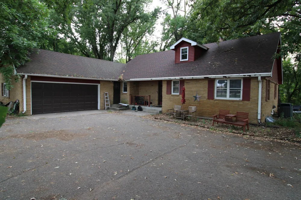 543 5th Avenue NE Melrose, MN 56352