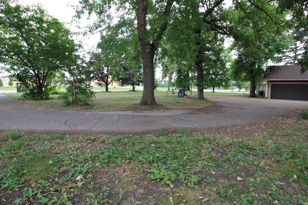 543 5th Avenue NE Melrose, MN 56352
