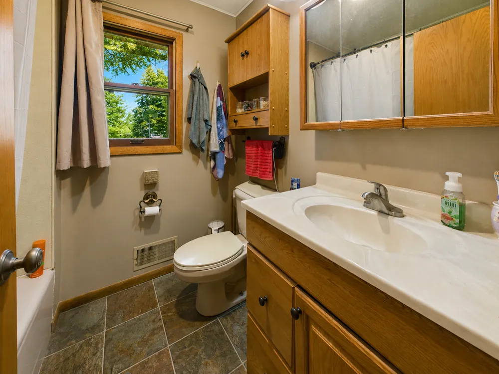543 5th Avenue NE Melrose, MN 56352