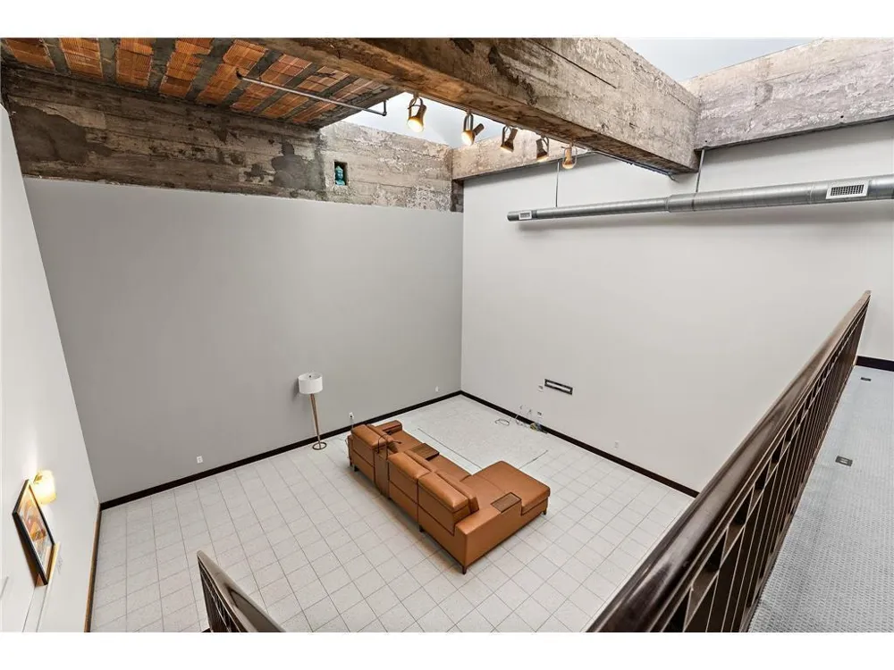 214 4th Street E #213 Saint Paul, MN 55101