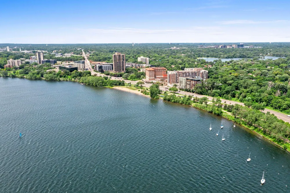1805 W Lake Street #502 Minneapolis, MN 55408